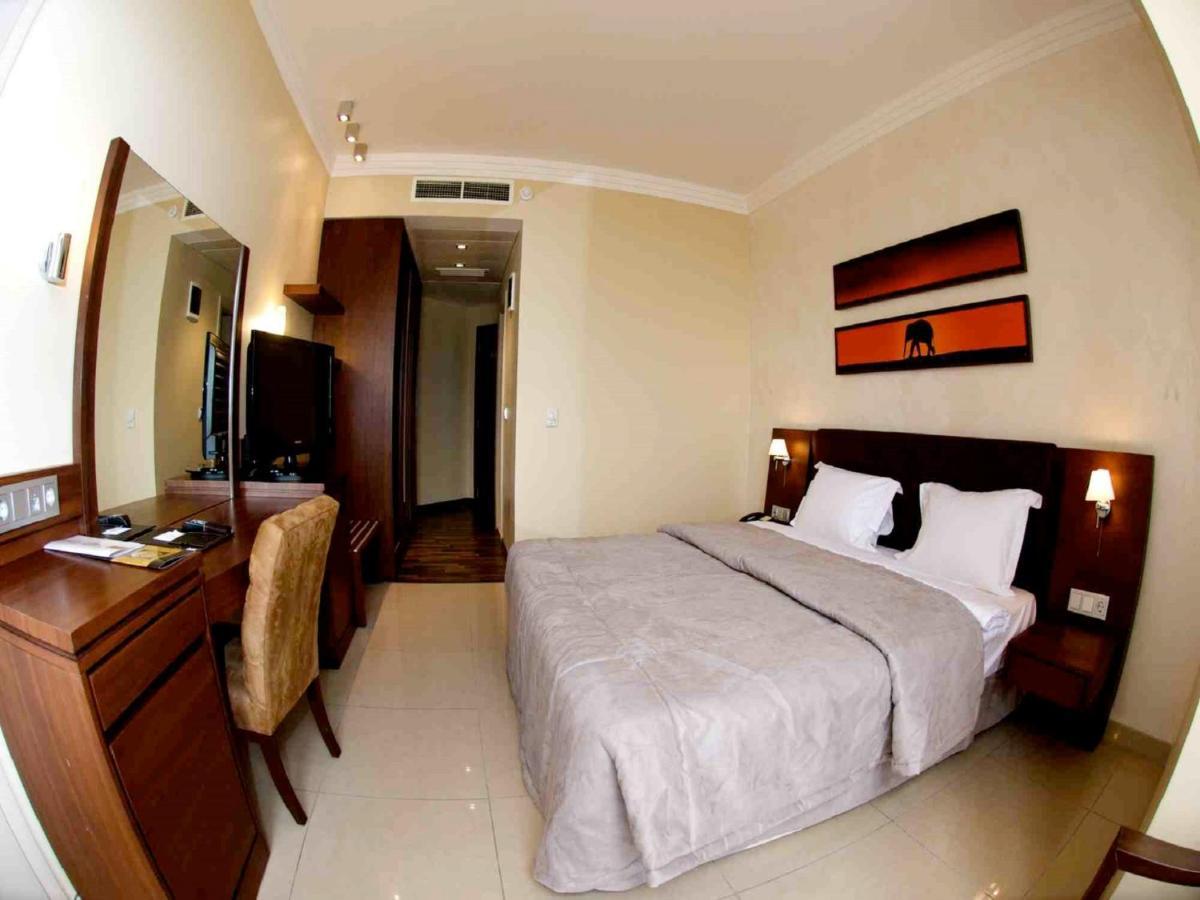 The Avenue Suites Lagos Phòng bức ảnh